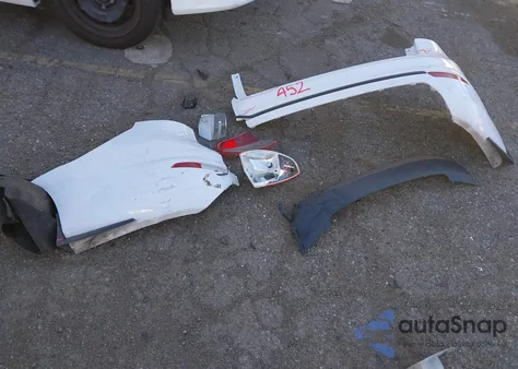 2015 Ford Fiesta Se z USA, uszkodzony, nr VIN 3FADP4BJ4FM190634